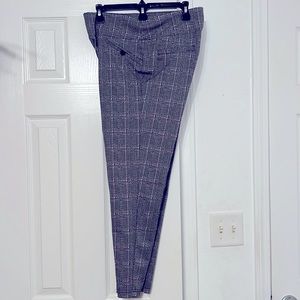 Stretch dressy bottoms for the office. Wear with jacket, tank, blouse.